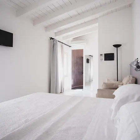Casa Fola - Centre Πανσιόν 4*