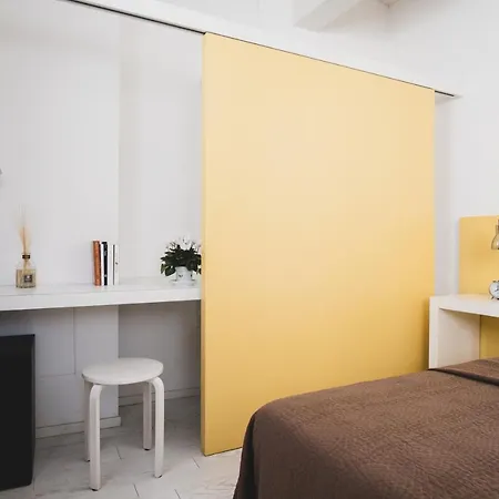 Casa Fola - Centre Πανσιόν 4*