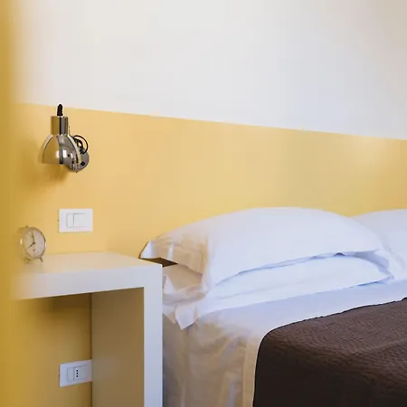Πανσιόν Casa Fola - Centre 4*